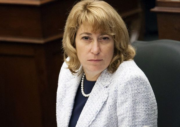 images_News_Canada_laurel-broten1