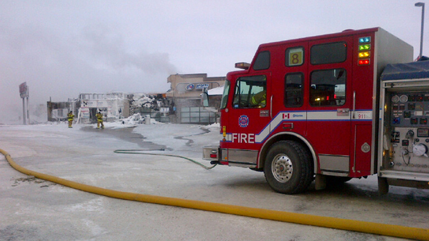 images_News_Canada_li-edm-fire-620-cbcimg-20121225-00004