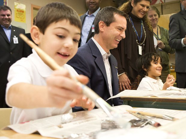 images_News_Canada_ontario-locked-schools