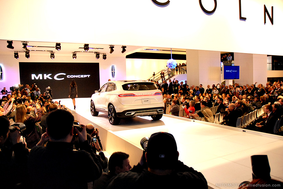 Lincoln MKC Concept takes a drive down a runway at the Auto Show in Detroit Lincoln MKC Concept takes a drive down a runway at the Auto Show in Detroit