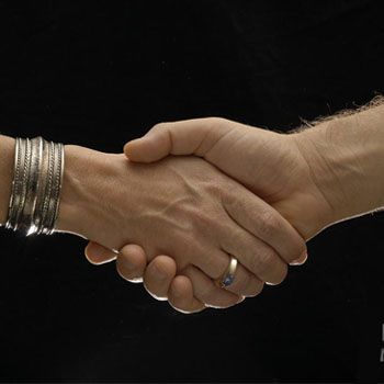 images_Lifestyle_Fashion_are_your_man_hands_grossing_her_out