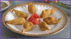 images_Lifestyle_Food_simla mirchi bhajiyas