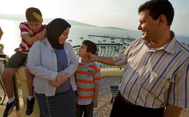 Immigration Minister Allows Deported Family from Libya to Return Canada