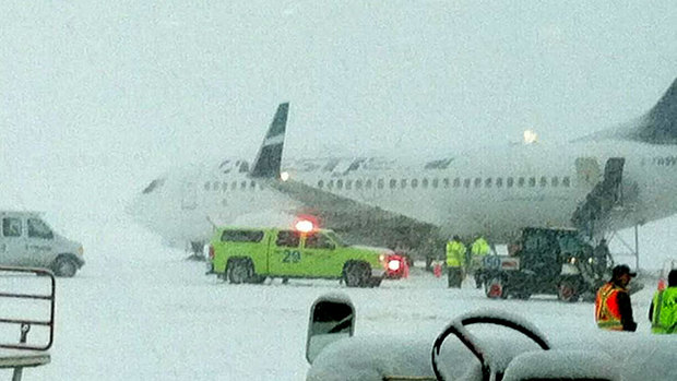 images_News_Canada_hi-bc-130307-westjet-kelowna-twitter-8col
