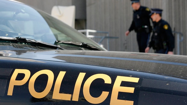 images_News_Canada_sunkSUV