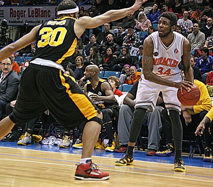 images_Sports_Basketball_Miracles vs Lightning Feb 7 2013 614