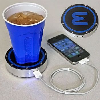 images_Lifestyle_Technology_Charge_Your_Phone_Using_Hot_Coffee_or_a_Cold_Drink_with_Epiphany_One_Puck