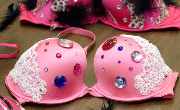 Report Seeks National Standard of Care in Canada for Young Women with Breast Cancer