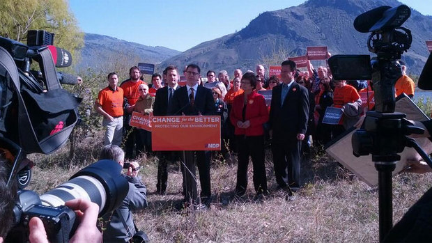 images_News_Canada_hi-bc-130422-adrian-dix-kamloops-8col