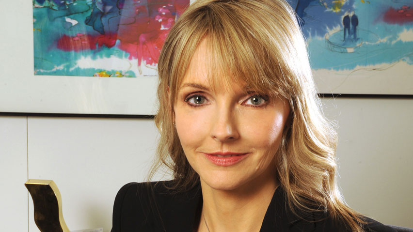 images_News_Canada_hi-kirstine-stewart-852