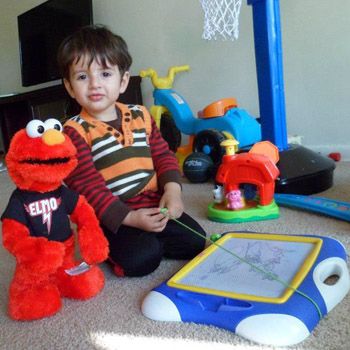 images_Tabloid_Relationships_Parents_Should_Buy_Educational_Toys_For_Kids