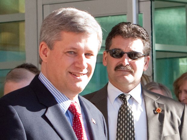 images_News_Canada_burno