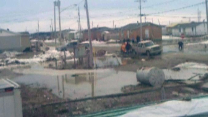 Attawapiskat MP Reports Flooding, Sewer Backup Result in Hospital Evacuation