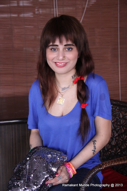images_Cinema_Masala_alisa kkhan