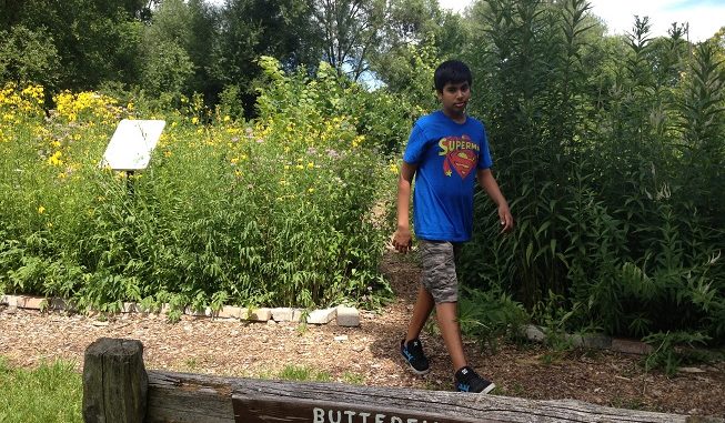 images_Lifestyle_Teens_Volunteering at Willow Park