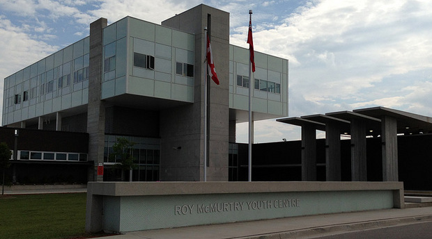 images_News_Canada_hi-rmyc-exterior-8col