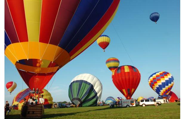 images_News_Canada_hot air bolloon