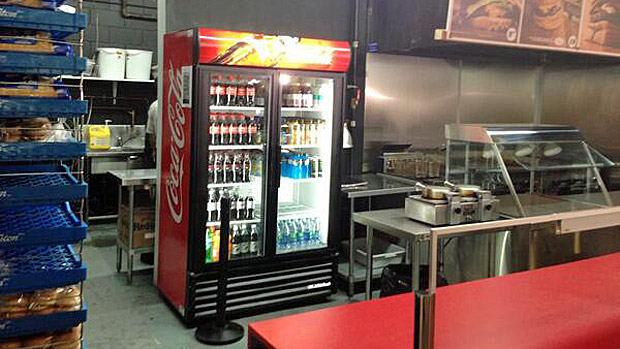 images_News_Canada_li-620-epic-burger-closed