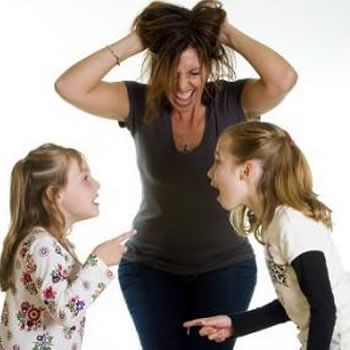 images_Tabloid_Relationships_siblings_war