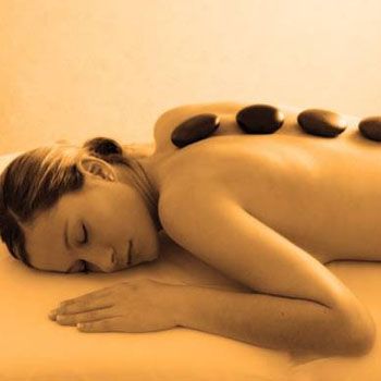 images_Lifestyle_DailyLife_hot_stone_massage