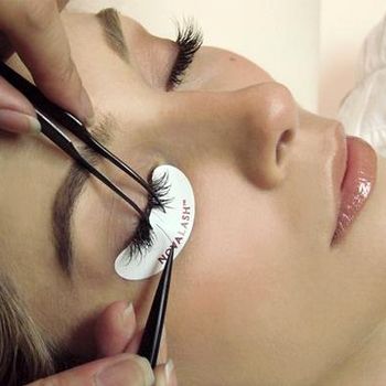 images_Lifestyle_Fashion_5_things_to_know_about_eyelash_extensions