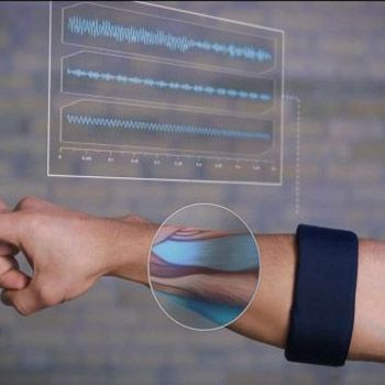 images_Lifestyle_Technology_The_future_of_computers_is_wearable_sensors_Xbox_chief