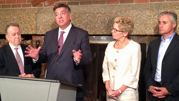 images_News_Canada_hi-wynne-visit-852-8col
