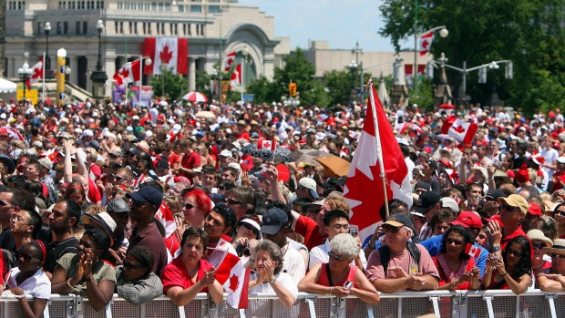 images_News_Canada_statscan-population-20100526