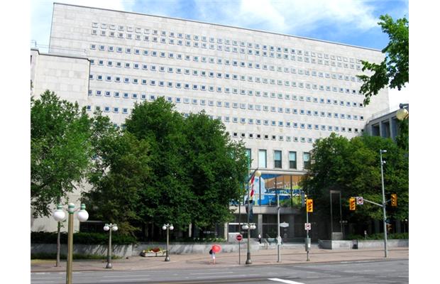 images_News_Canada_CanadianLibrary