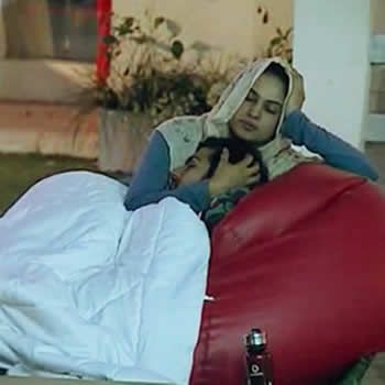 images_News_Pakistan_veena_malik_claim_not_to_be_in_physical_contact_with_ashmit