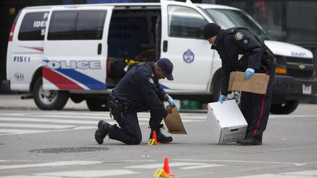 images_News_Canada_KingStreetBomb07