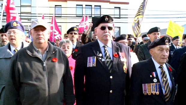images_News_Canada_veteranofficeprotest