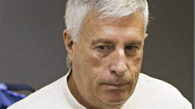 images_News_Canada_web-que-mobster11nw2