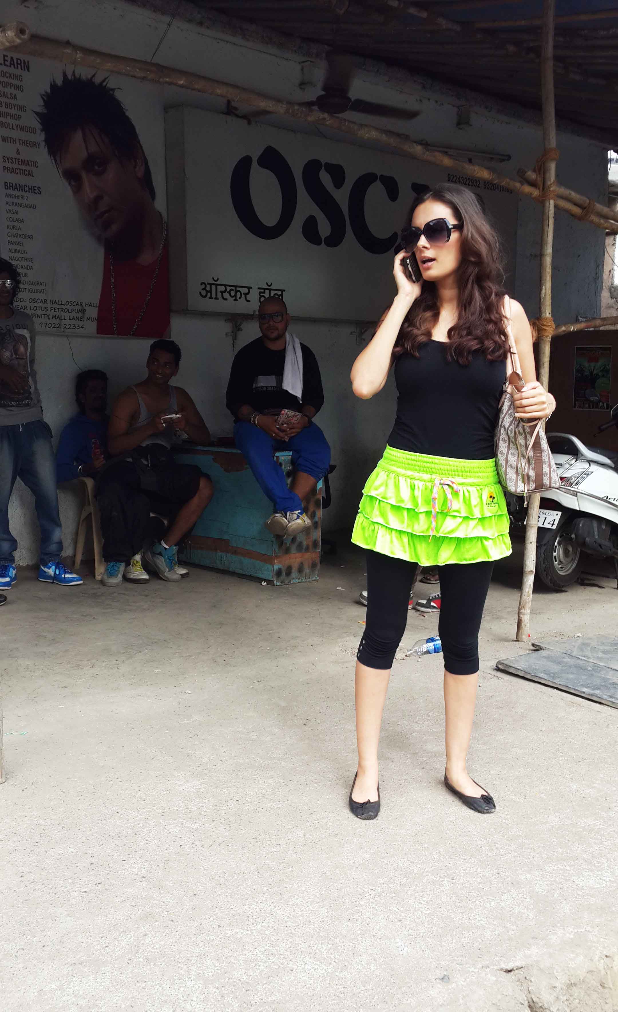 images_Cinema_Masala_Evelyn Sharma leaving a dance rehearsal hall in Andheri - Pic 1 Image Courtesy - Dale Bhagwagar Media Group