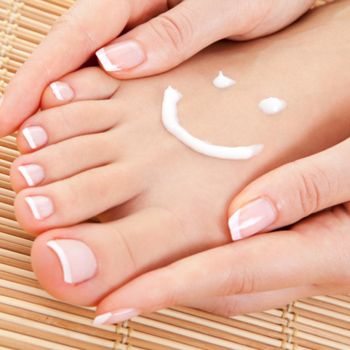 images_Lifestyle_DailyLife_how_to_make_your_feet_beautiful