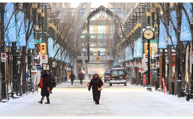 Calgary Suffers Arctic-Like Weather on Friday, Saturday Calgary Suffers Arctic-Like Weather on Friday, Saturday