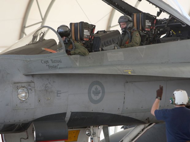images_News_Canada_cf-18
