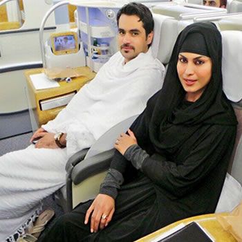 images_News_Pakistan_Veena_Malik_leaves_with_husband_Asad_to_perform_Umrah