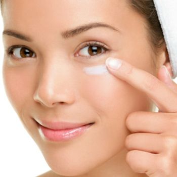 images_Lifestyle_DailyLife_separate_eye_cream