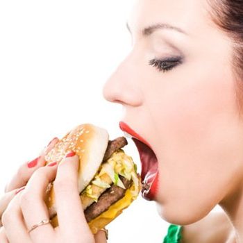 images_Lifestyle_DailyLife_three_worst_food_mistakes_you_can_make_for_your_skin