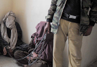 images_News_Pakistan_police-arrest3