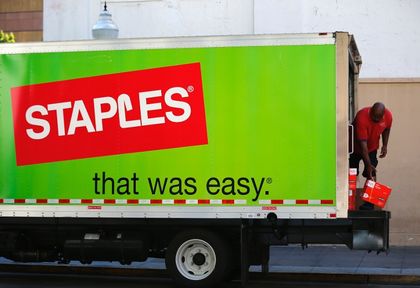 images_News_Canada_staples