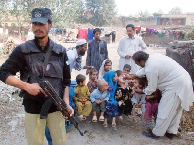 images_News_Pakistan_687984-polioday-1395929032-818-640x480