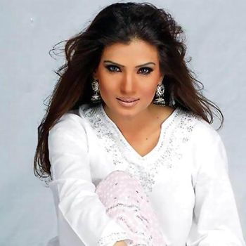 images_News_Pakistan_Pakistani_Actress_Resham_Wallpapers_10