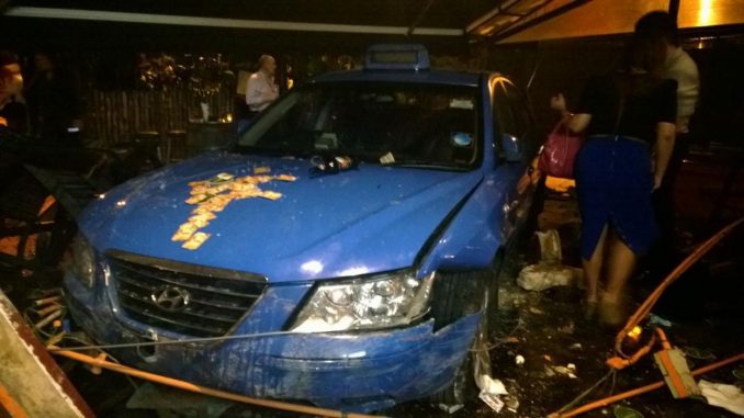Taxi Crashes Into Bar, 5 Hospitalized Taxi Crashes Into Bar, 5 Hospitalized