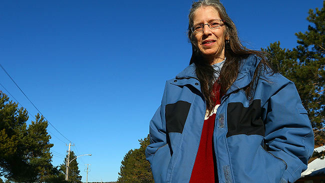 images_News_Canada_women