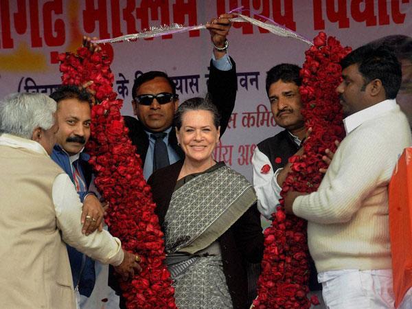 images_News_India_05-sonia