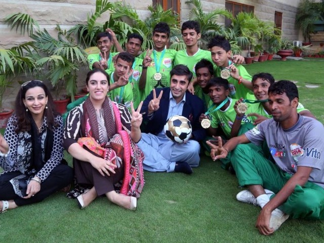 images_News_Pakistan_692955-Bilawal-1396973622-326-640x480