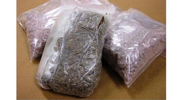 images_News_Asia_2KGdrugs10052014e