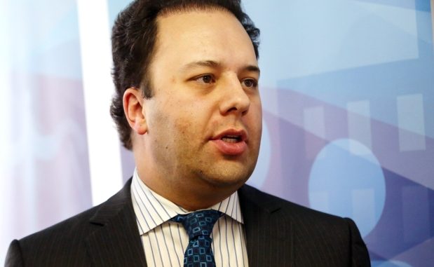 Justice Minister Denis Asks Redford to Return to Work Justice Minister Denis Asks Redford to Return to Work